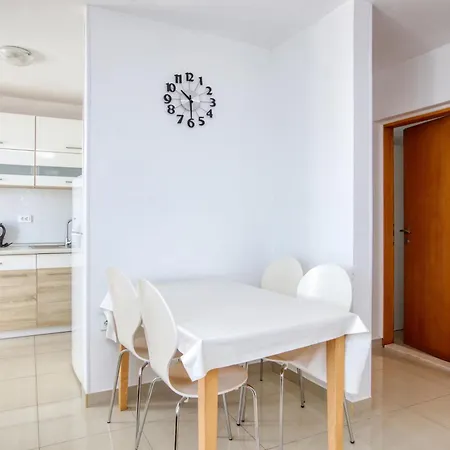 By The Sea Sparadici, Sibenik - 19870 아파트