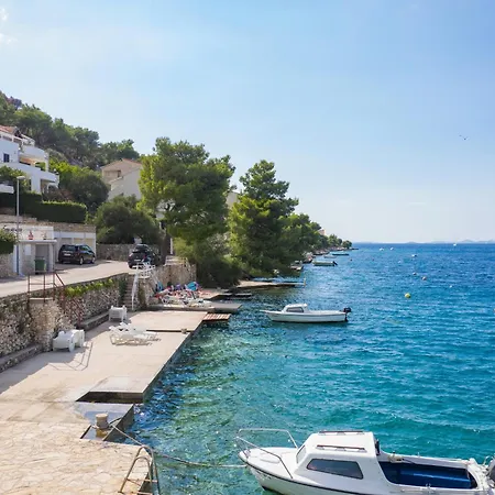 Apartment By The Sea Sparadici, Sibenik - 19870 *