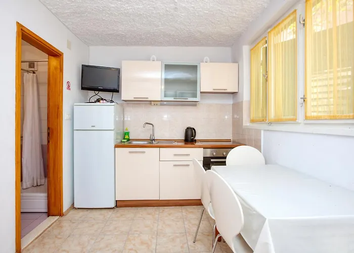 Appartement By The Sea Sparadici, Sibenik - 19870 Grebaštica